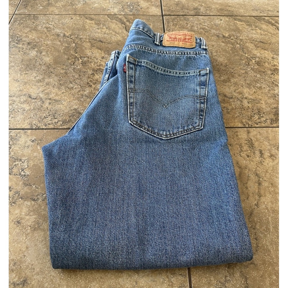Levi's 550 Relaxed Fit Jeans Mens 38x30  Blue Denim Tapered Leg Fit 38X29